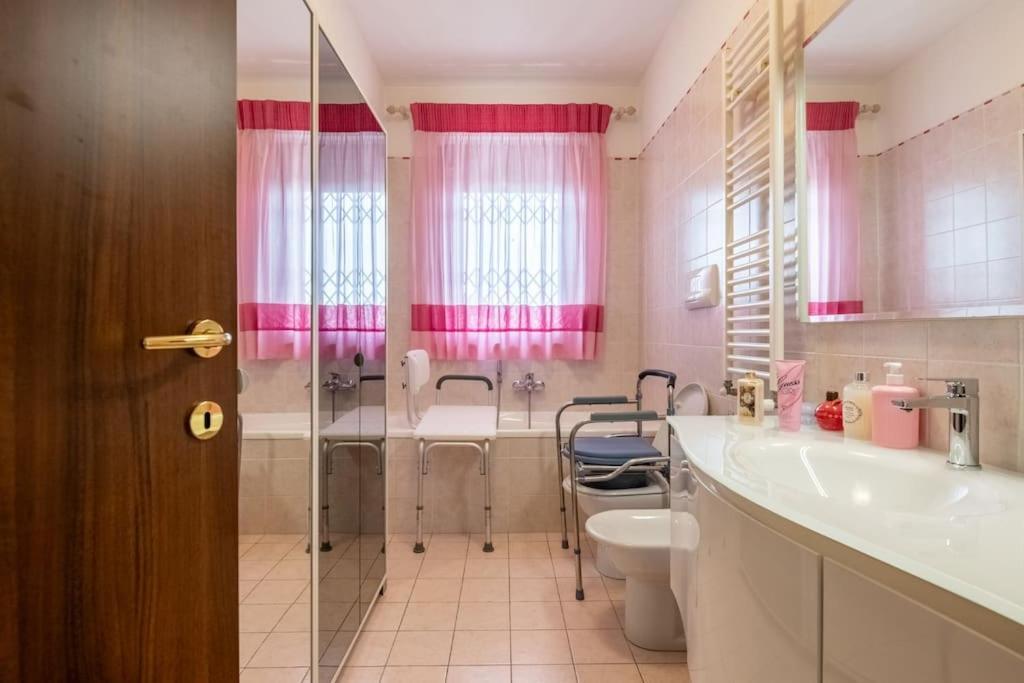 Grace'S House Apartment ปิซา ภายนอก รูปภาพ